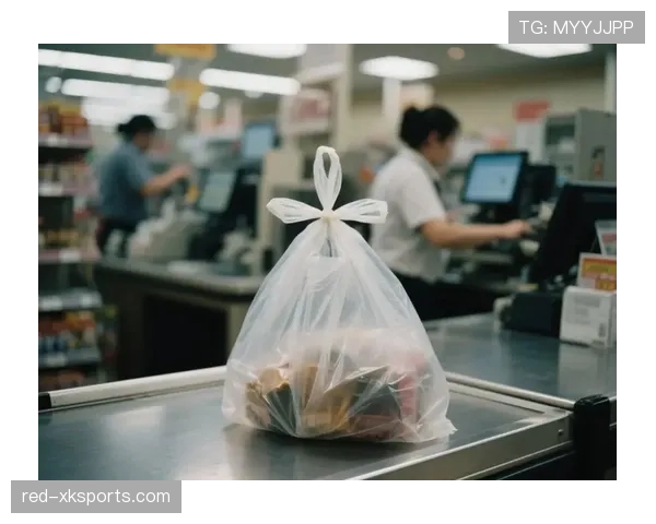 史梦瑶机场名牌堆成山,手里还拎着超市塑料袋,反差把我笑趴 史梦瑶机场名牌堆成山,手里还拎着超市塑料袋,反差把我笑趴